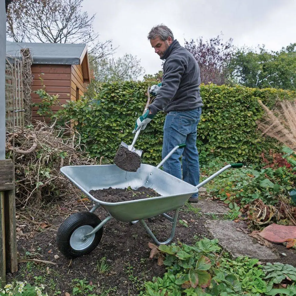 Draper 65L Galvanised Wheelbarrow 5 Draper 65L Galvanised Wheelbarrow - Image 3