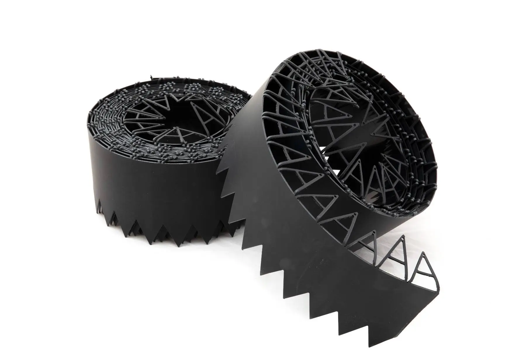 Smartedge 10 Metre Roll - Black With Fixing Pins 3 Smartedge 10 Metre Roll - Black With Fixing Pins
