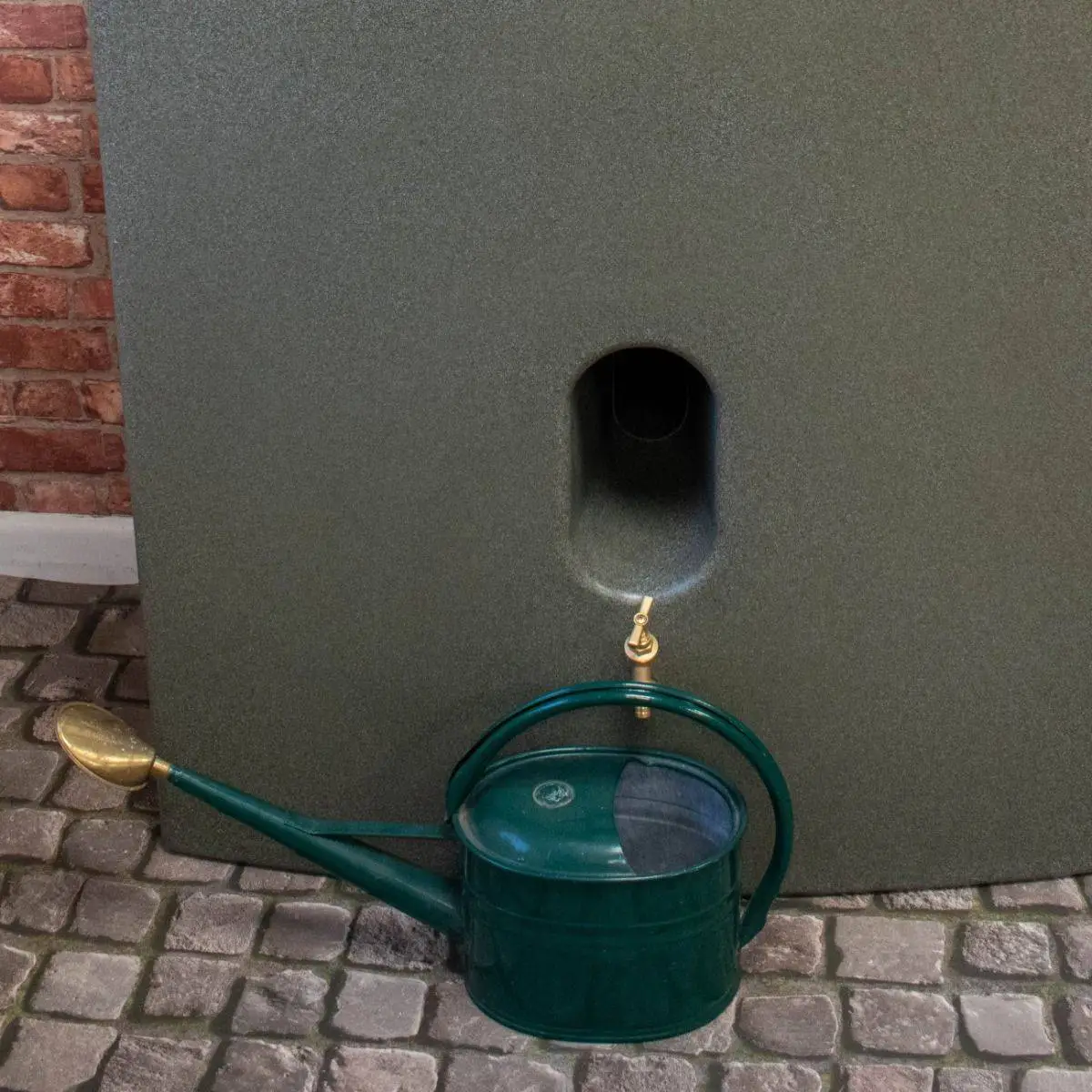 375 Litre Oasis Water Butt Planter - Green Marble 4 375 Litre Oasis Water Butt Planter - Green Marble - Image 2