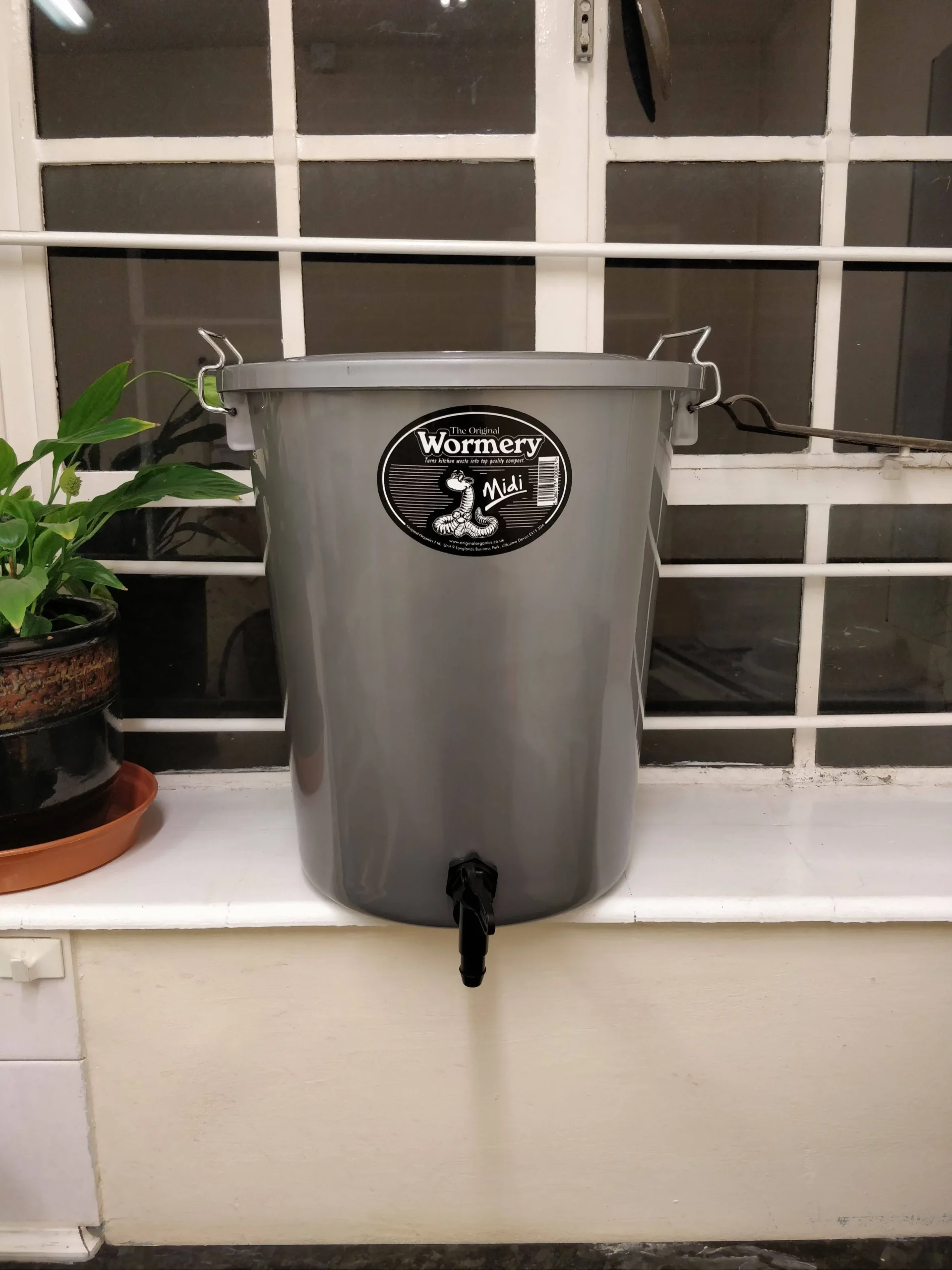 The Midi Wormery 4 The Midi Wormery - Image 2