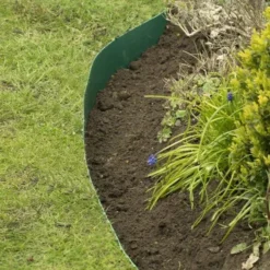 Smartedge 10 Metre Roll - Green With Fixing Pins -PlantMates Shop green insitu 1 jpg