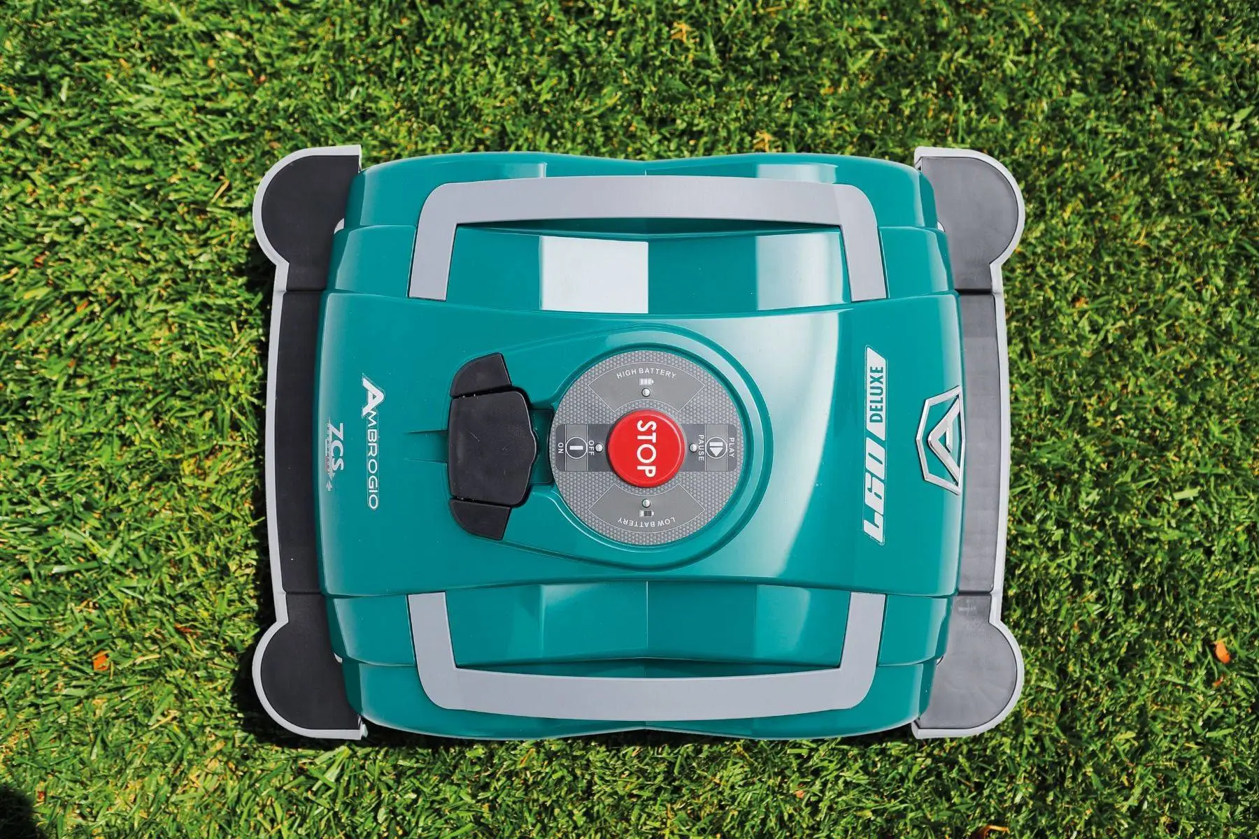 L60 Elite S + Robot Lawn Mower 6 L60 Elite S + Robot Lawn Mower - Image 4